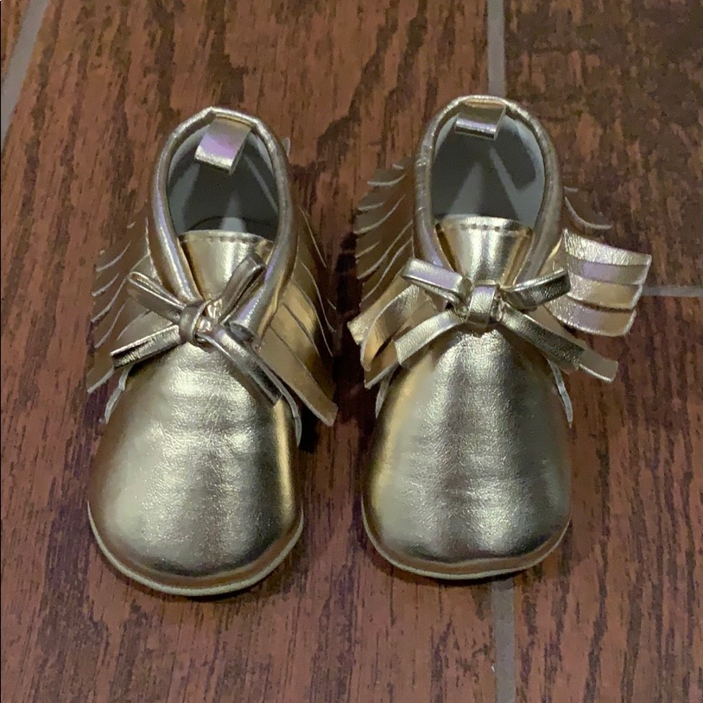 OLD NAVY Gold Moccasins